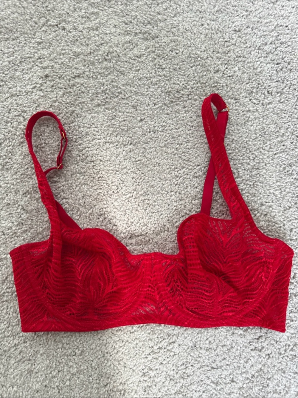 Victorias Secret Very Sexy Unlined Red Lace Balconette Bra Size 38C